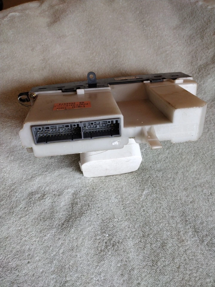 1998 Mazda Millennia Temperature Control Unit - Imagem 2 de 3