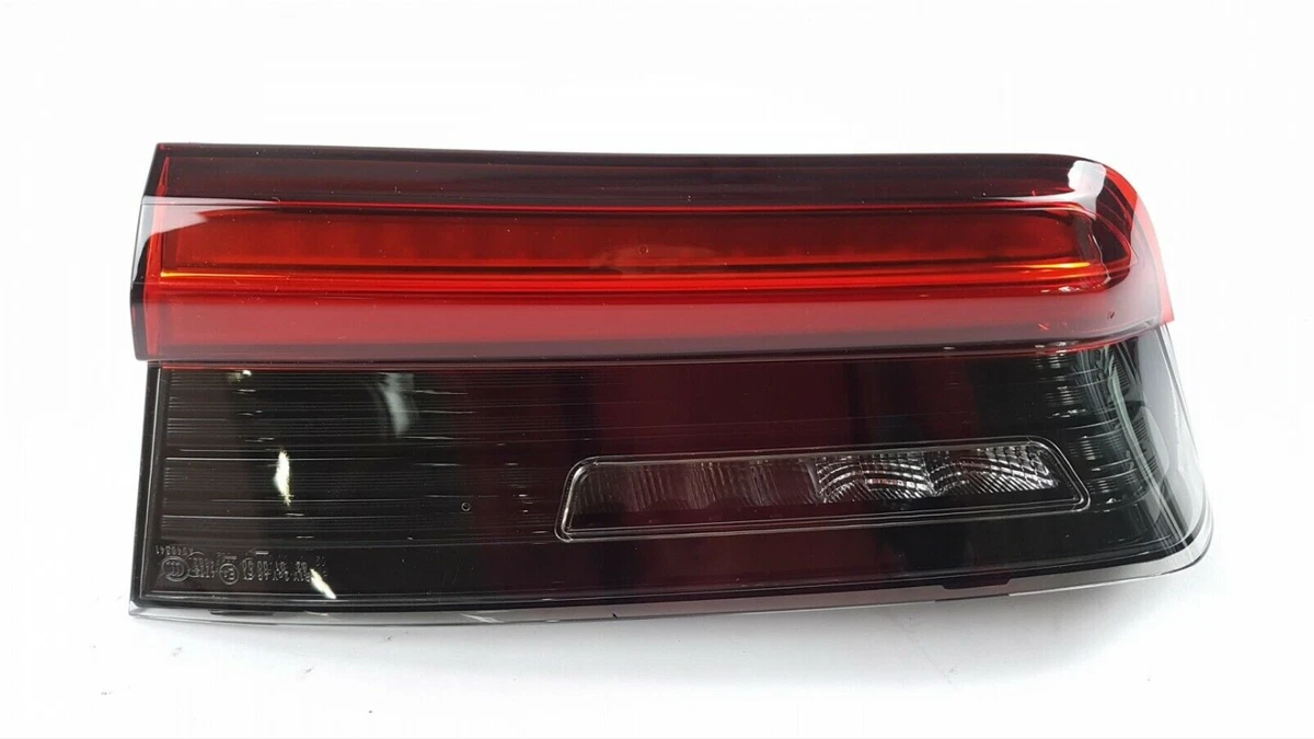 NEW BMW 3 G20 REAR RIGHT SIDE TAILGATE TAILLIGHT 63217955842 