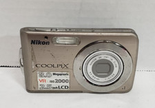 Nikon Coolpix S210 8.0mp 2.5 inch LCD Screen digital camera -For parts only 