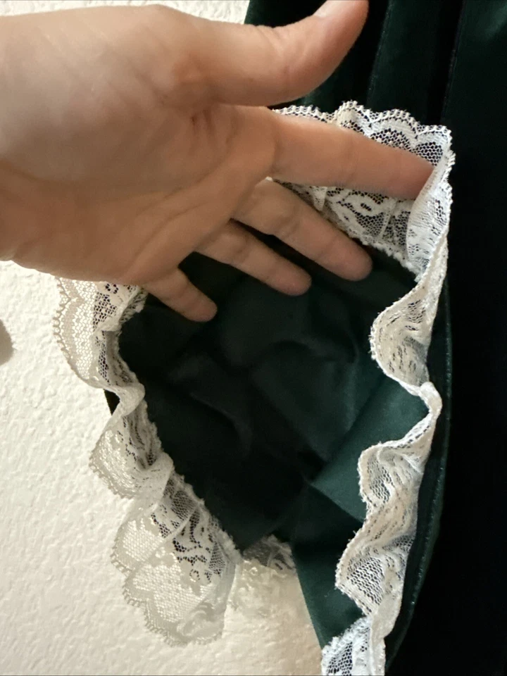 Vestido feminino manga curta veludo verde floresta escura edições raras tamanho 3T acabamento em renda - Imagem 4 de 4