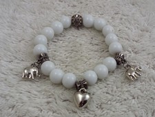 Silvertone Elephant Heart Charm White Glass Bead Stretch Bracelet K36 