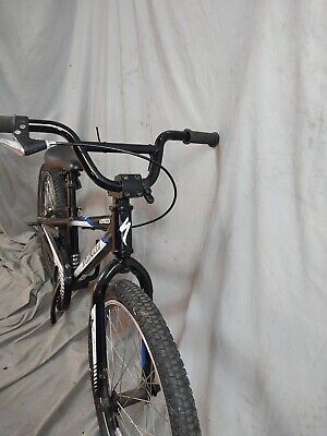 2020 Specialized Hotrock 20 2020 Specialized Hotrock 20