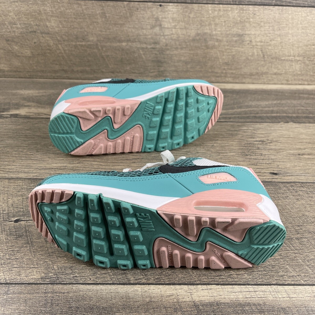 Nike Air Max 90 GS “Green Snakeskin” Pink DR8926-300 Size 5Y