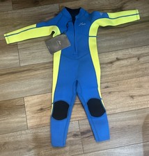 New Hevto Full Body Kids Wetsuit Size 4 Zip Long Sleeve