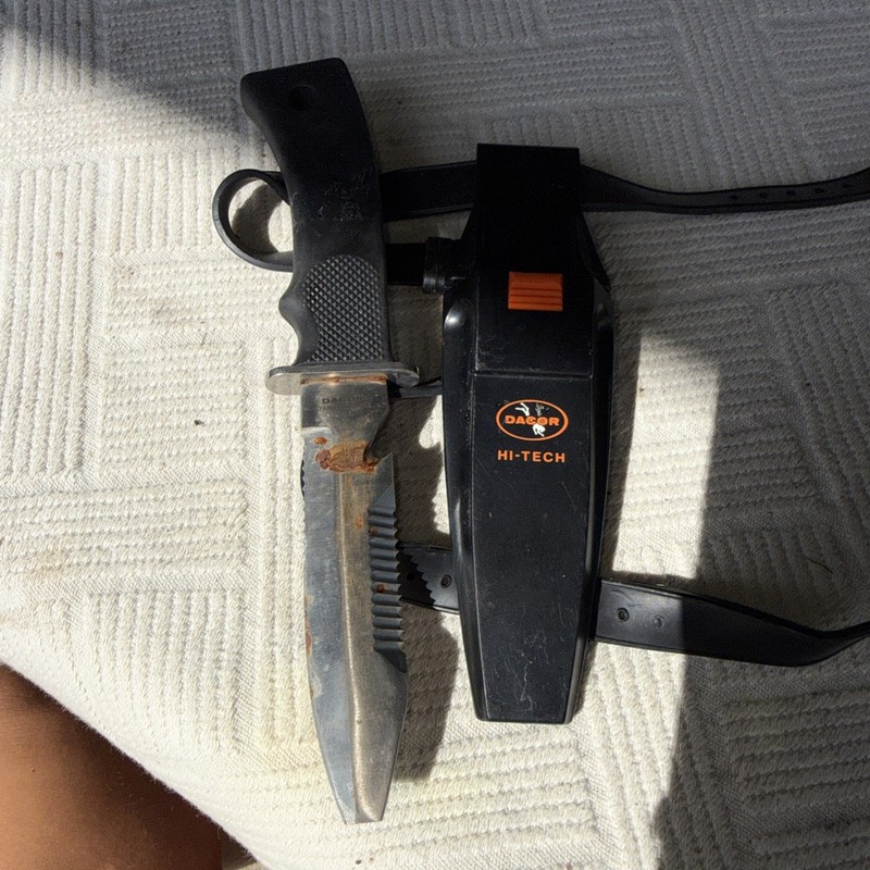 DACOR HI-TECH Scuba Knife With Straps Used