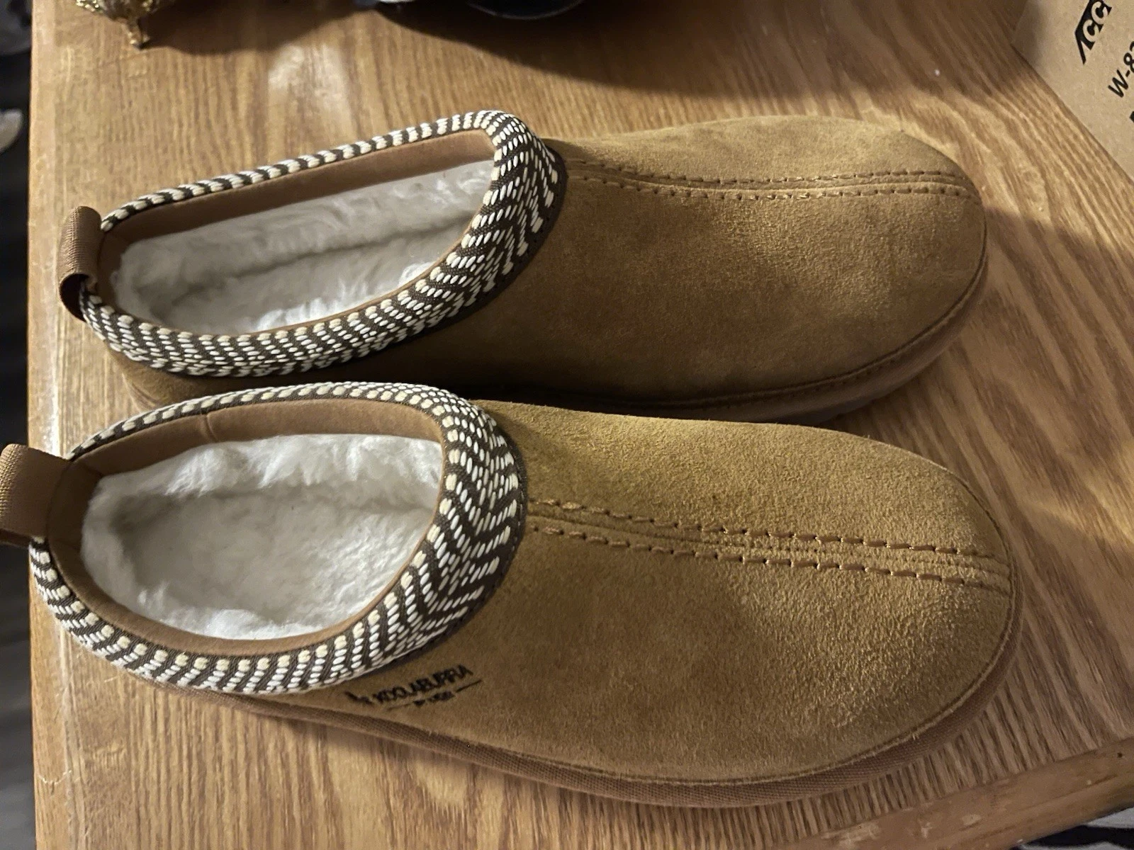 Zoccoli pantofole slip on Koolaburra by UGG 9 Tan Shoes ottime condizioni!