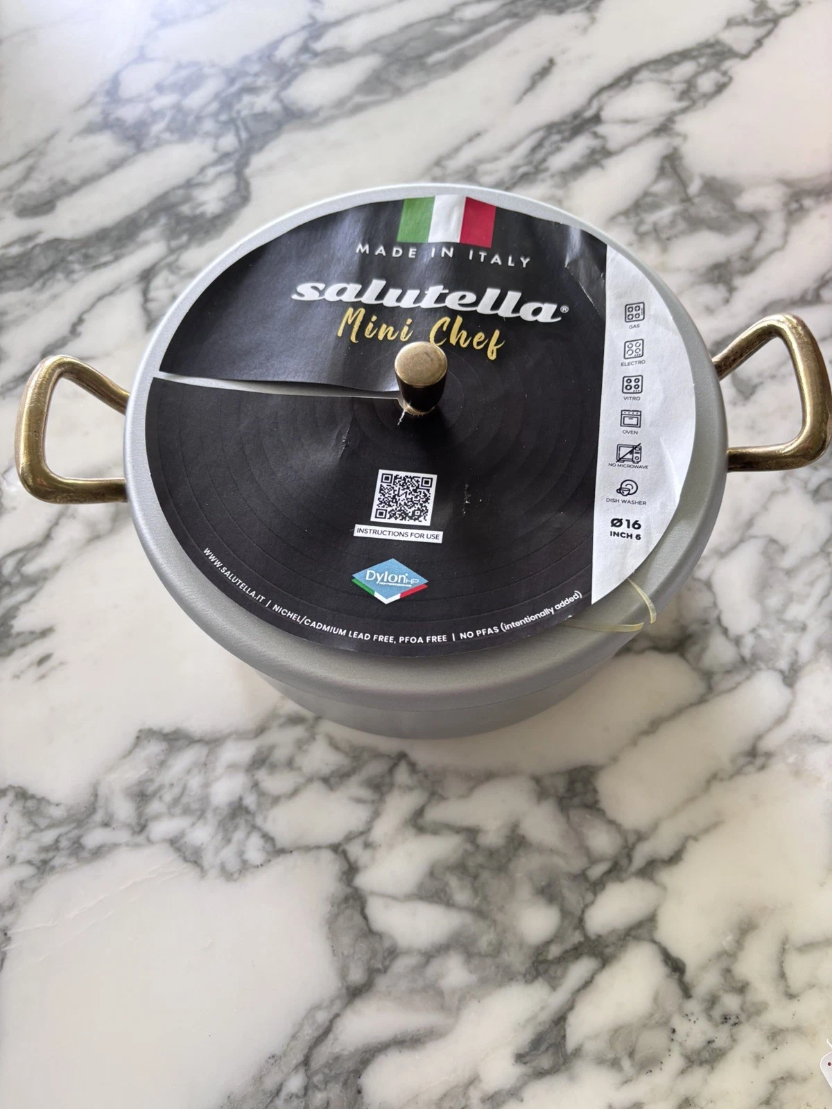 Salutella Mini Chef Stock Pot Black /Gold 6.5" 16Cm Wide Pan w/Lid -ITALY New