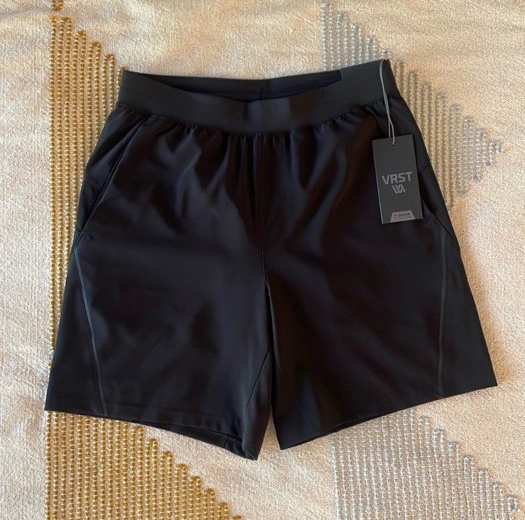 VRST Men’s Relaxed Fit 7” Lined Shorts, Size Small