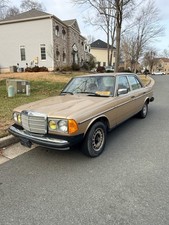1985 Mercedes-Benz 300-Series DT