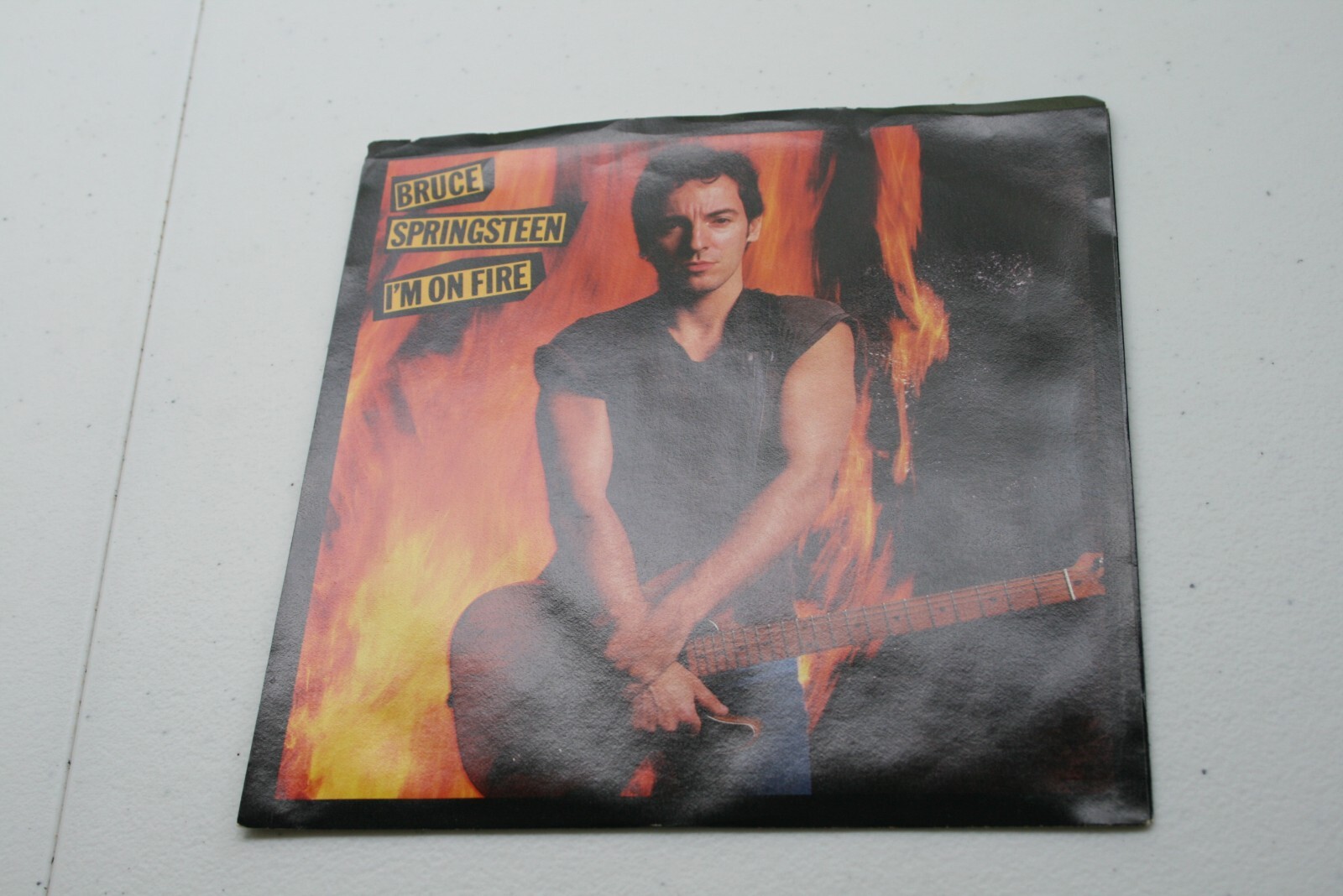 BRUCE SPRINGSTEEN - I'M ON FIRE / JOHNNY BYE BYE - 1985 45rpm RECORD w ...