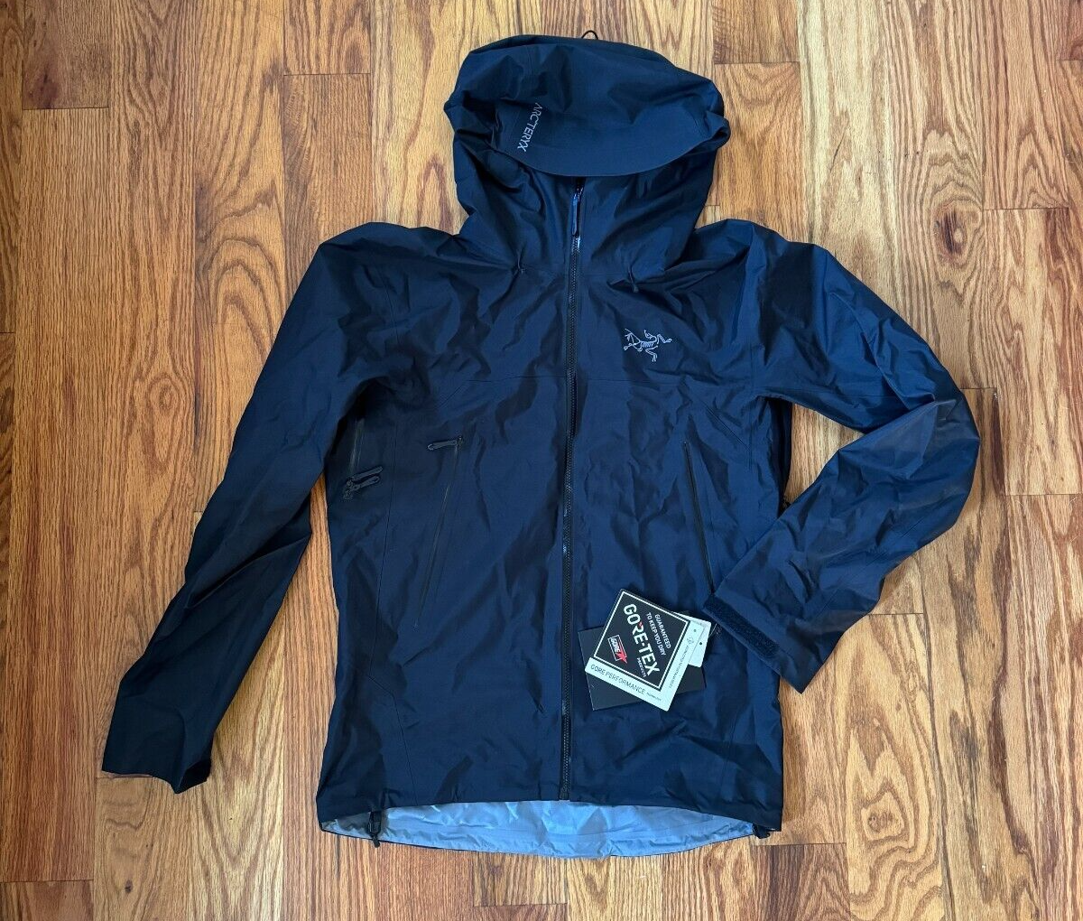 ARC'TERYX NEW Giacca Arc’teryx Beta SL GORETEX Uomo Medium in NERO $500 Nuova con etichette