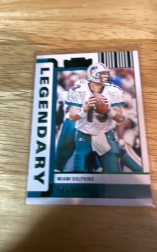 Dan Marino [Emerald] #LGD-DMA 2022 Panini Contenders Legendary card