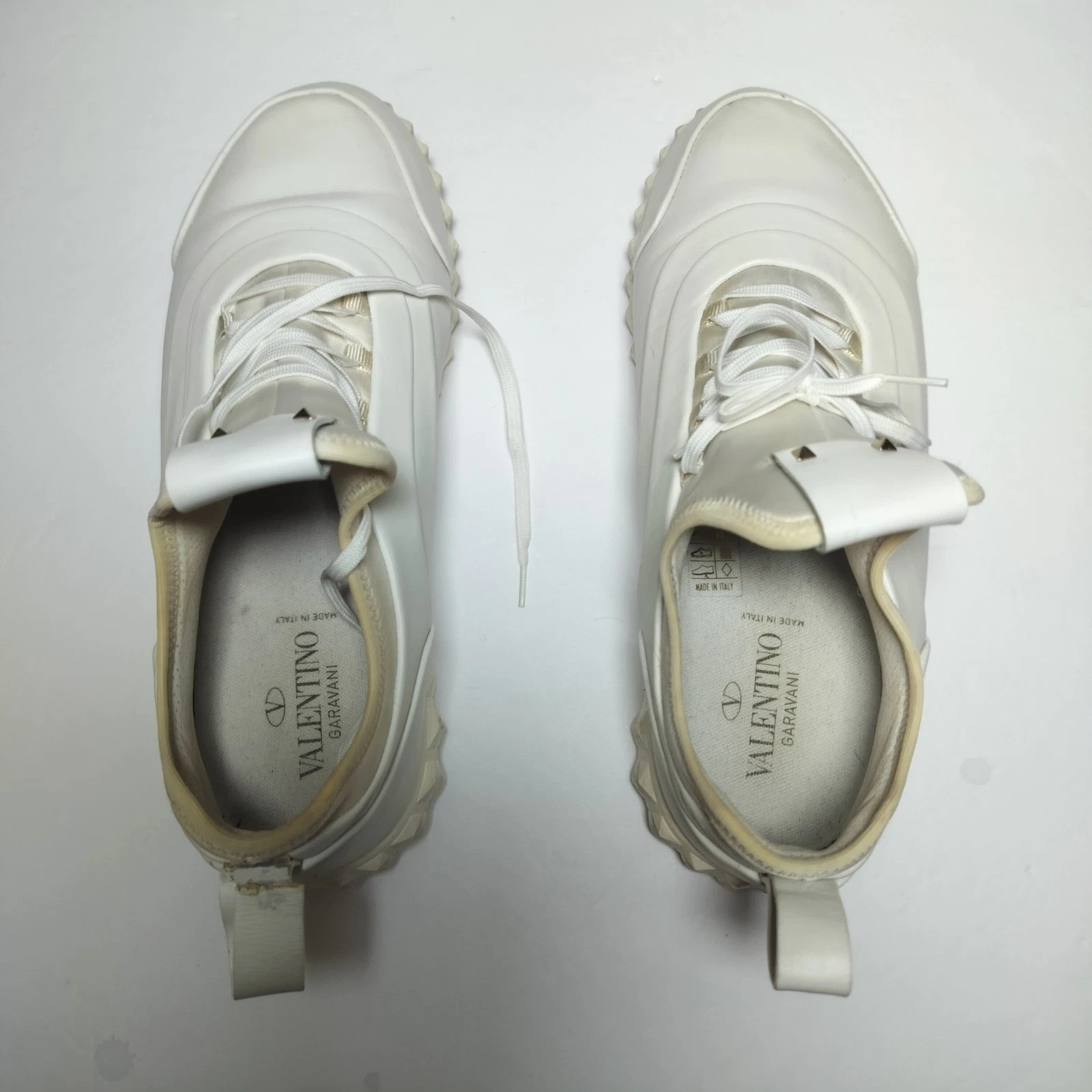 Valentino Garavani Climbers White Leather Rockstud Sneakers TPA28Y2 41 Mens
Opens in a new window or