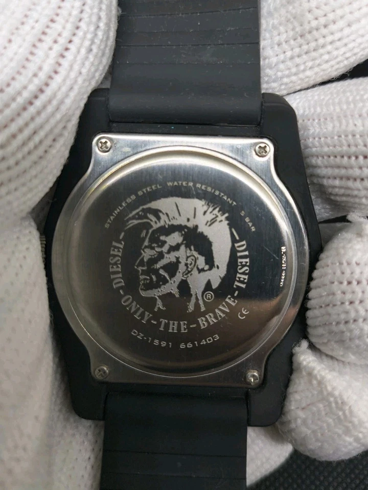 Reloj Diesel Company Series Hombre DZ-1591 46mm Negro Logo Dial Batería Nueva Foto 2 de 4