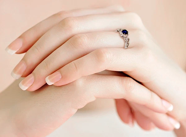 Fastoso Anello Brillante con Zaffiro in Argento 925 Rodiato Oro Bianco - Immagine 4 di 4