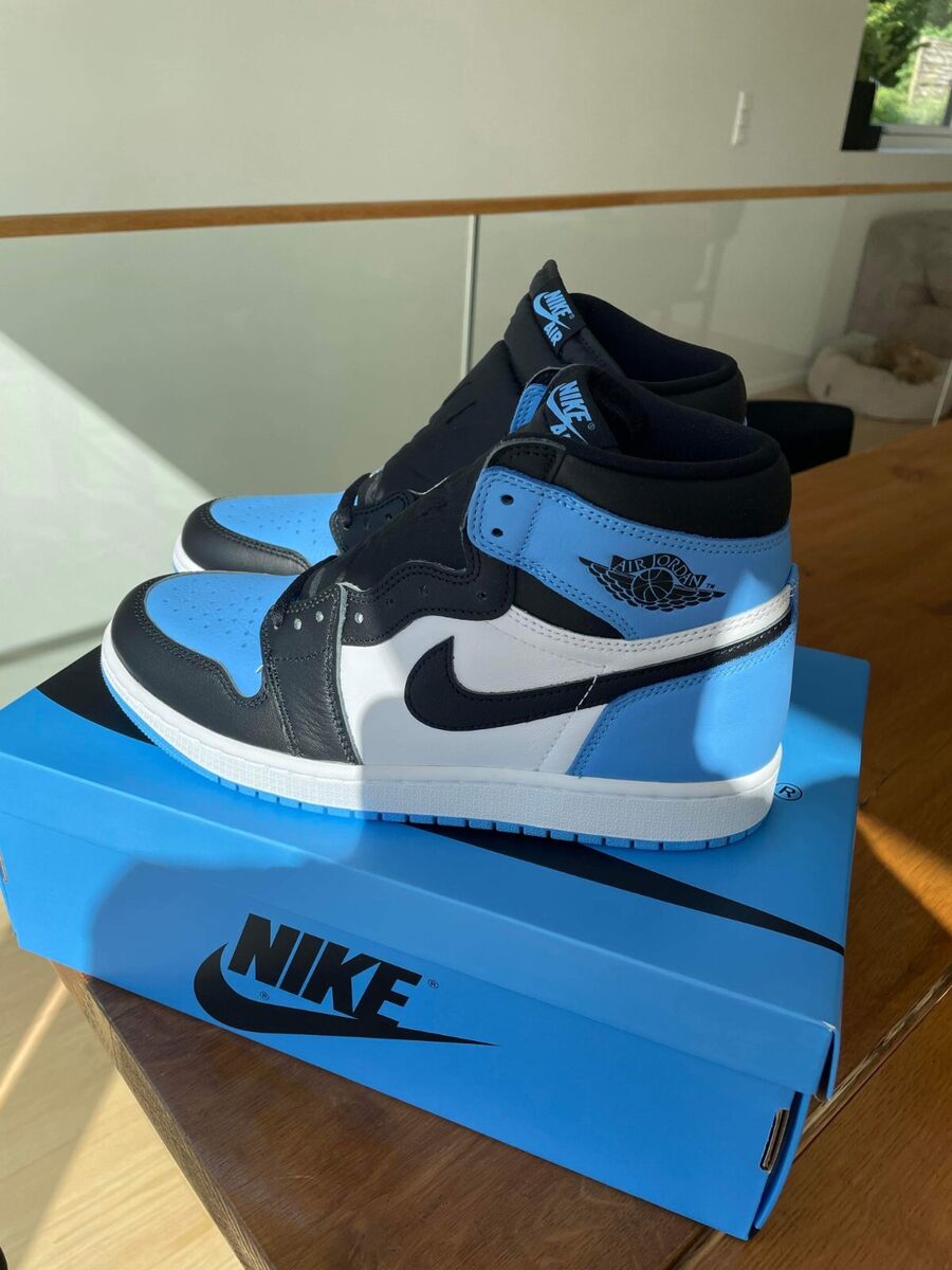 Size 9.5 - Jordan 1 Retro OG High University Blue for sale Size 9.5 - Jordan 1 Retro OG High University Blue for sale