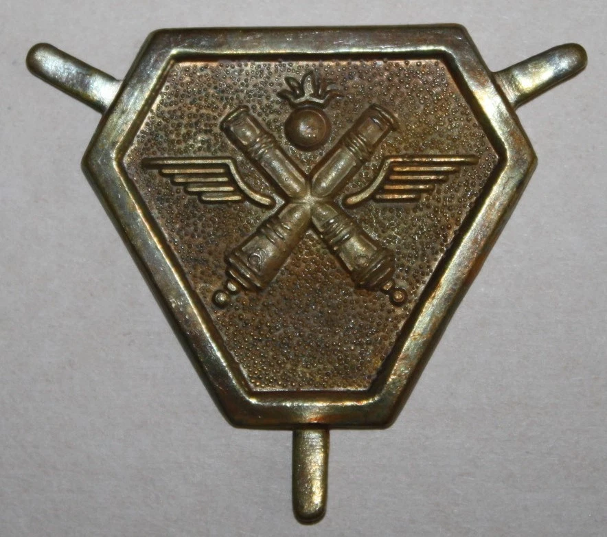 insigne du corps expéditionnaire français en Italie , FTA ,DCA ,CEF