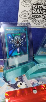 *Shiny Holofoil Stand* Monster Reborn LOB-118 1st Edition *TCG* *Display* 
