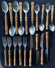 Lot of 19 VTG  SIR LAWRENCE CUTLERY OLD HOMESTEAD Wood Handle Flatware