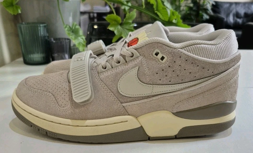 NIKE AIR ALPHA FORCE 88 SCARPE DA GINNASTICA. UOMO TAGLIA 8 UK. LATTE DI OSSA COCCO CHIARO *2023*