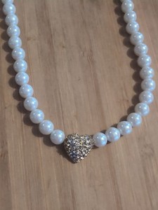 Vintage Rhinestone Heart Faux Pearl Choker Necklace