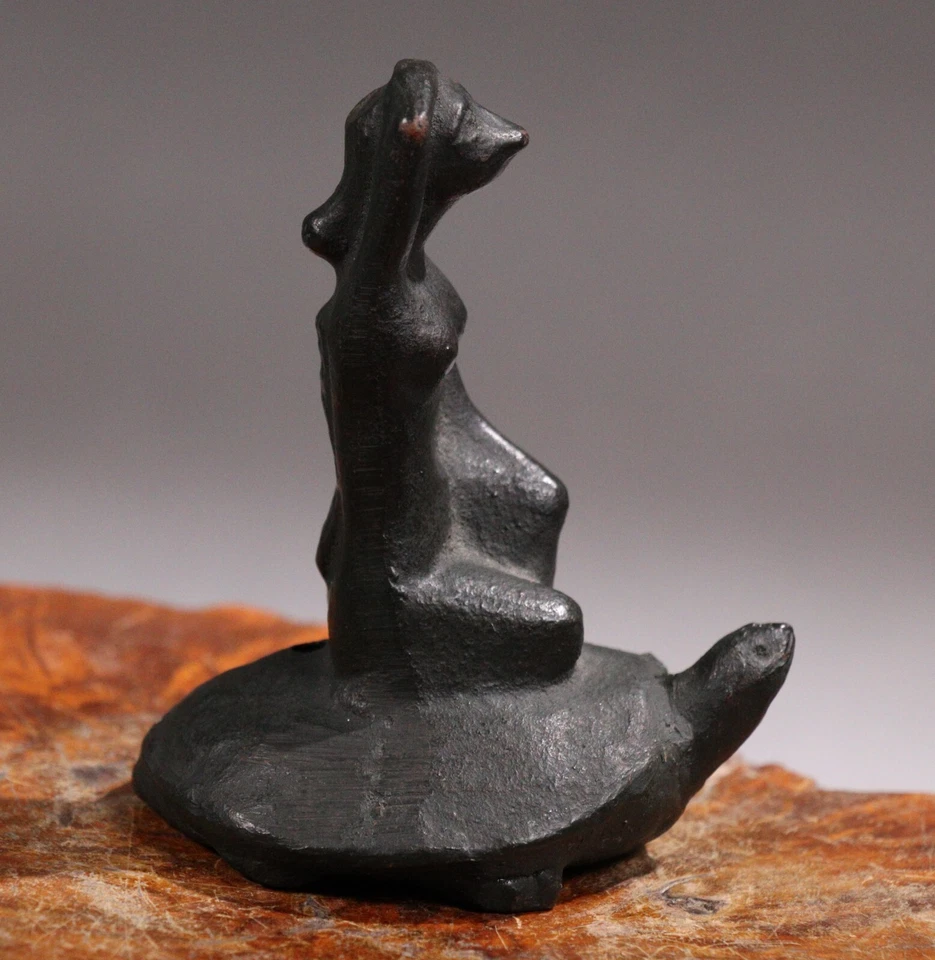 Cuentagotas de agua japonés Iron Kappa montando una tortuga contenedor caligrafía Meiji Foto 4 de 4