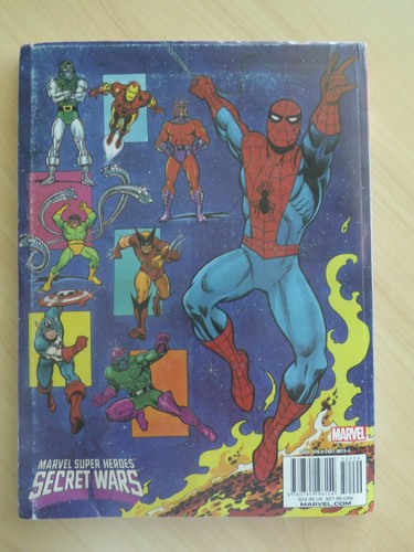 Marvel Super Heroes Secret Wars Actividad para colorear Bk + pósters 2015 sin usar - Imagen 2 de 6