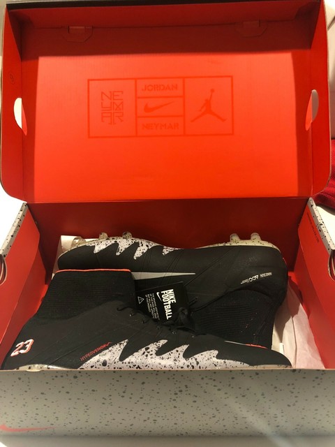 Nike MercurialX Victory VI Neymar IC Mens Soccer Shoes