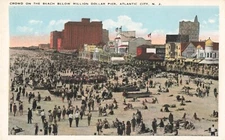 Postcard Crowd on the Beach Below Pier, Atlantic City, N.J. VTG VPC02.