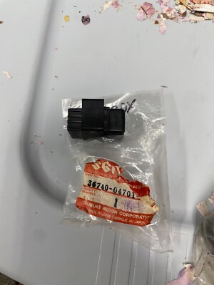 NOS Suzuki OEM Fuse Box Assembly 84-89 TS250 36740-04701