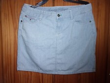 Tommy Hilfiger 90s Classic Pinstripe Skirt Size 8 Y2K Tommy Flag Logo Preppy