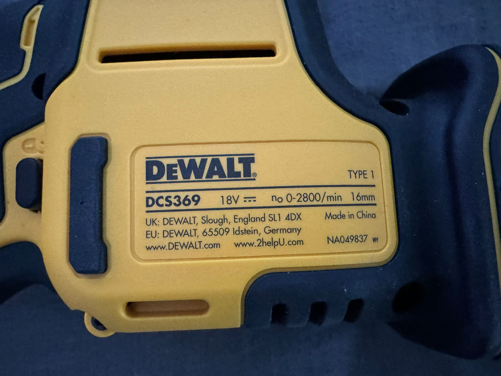 DEWALT DCS369N XR Brushless Reciprocating Saw With Charger