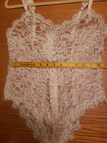 VTG Victoria's Secret Cream Sheer Lace Teddy Lingerie Sz S Gold Label FLAWS