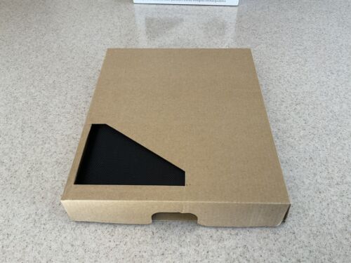 IHome Sound Folio IPad Case W/Built-in Rechargeable Stereo Speakers - Picture 3 of 9