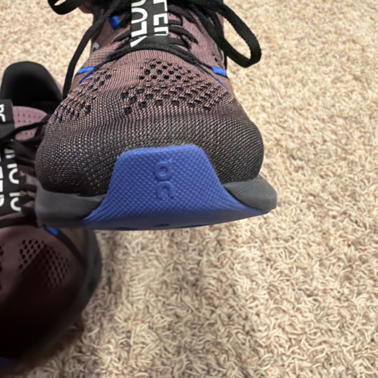 On Cloud Swiss Engineering Cloud Surfer #3MD10421… - image 20