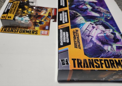 Transformers Buzzworthy Bumblebee Troop Builder 4pk &Bumblebee/spike 2pk - Picture 6 of 7