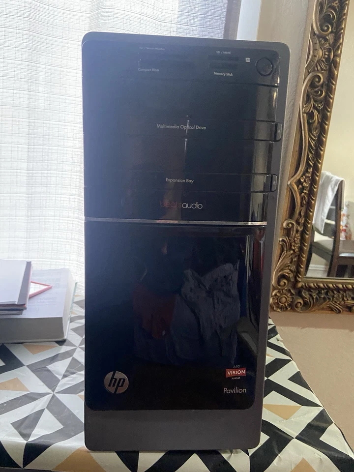 HP Pavilion Model p7-1439 Desktop *see pictures For spec details* - Image 2 of 4