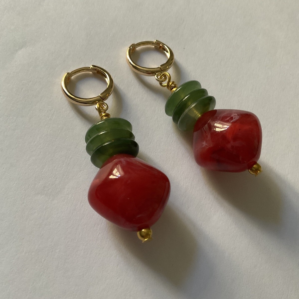 Boucles D’oreilles Anciennes Plaqué Or – Bakélite Vert Et Rose, Style Pendantes, Dormeuses – Occasion