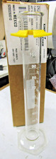 ✌️NEW KIMBLE # 20028W-100 GRADUATED WHITE SCALE 100ML CYLINDER CLASS A