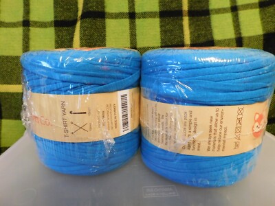 1st.( 750 gr.-Eine Rolle)T-Shirt Spagetti Garn, The Fox Yarn Co.Blau.
