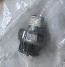 New PAI LST-3633 Low Air Pressure Switch for Mack 1MR2414