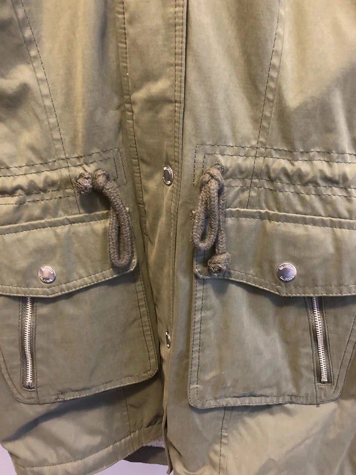 Parka Hollister-Abercrombie Heritage Sherpa forrada de piel oliva XS Foto 3 de 4