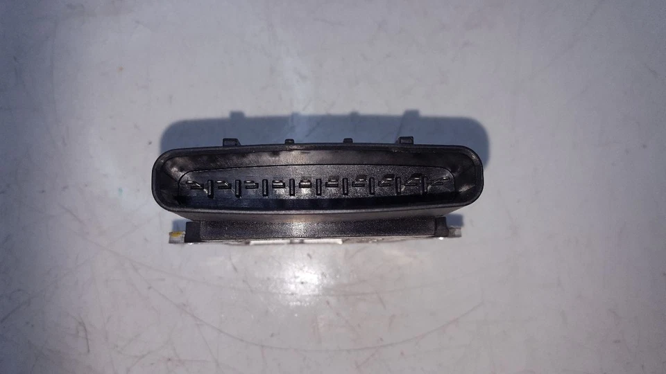 Ignitor Fits 1998-2005 Lexus GS300 or 2001-2005 Lexus IS300  89621-30020 - Image 2 of 4