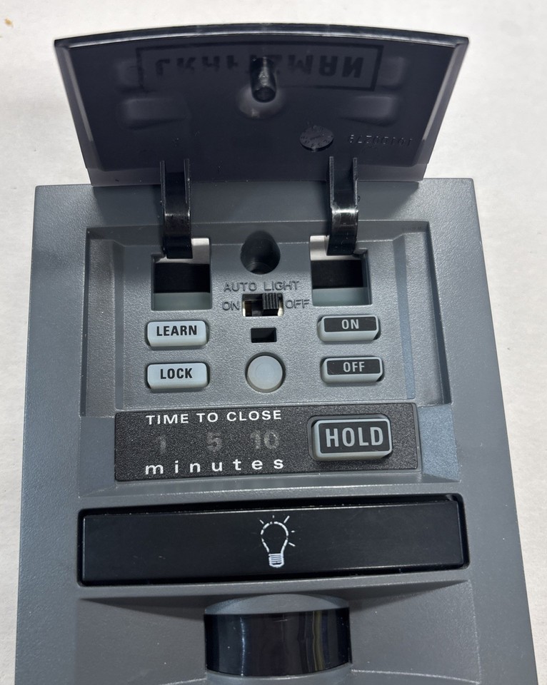 Sears Craftsman Garage Door Opener 41A7569 wall console Motion ...