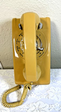 EXCELLENT VINTAGE ITT YELLOW/GOLD CLASSIC ROTARY DIAL WALL PHONE