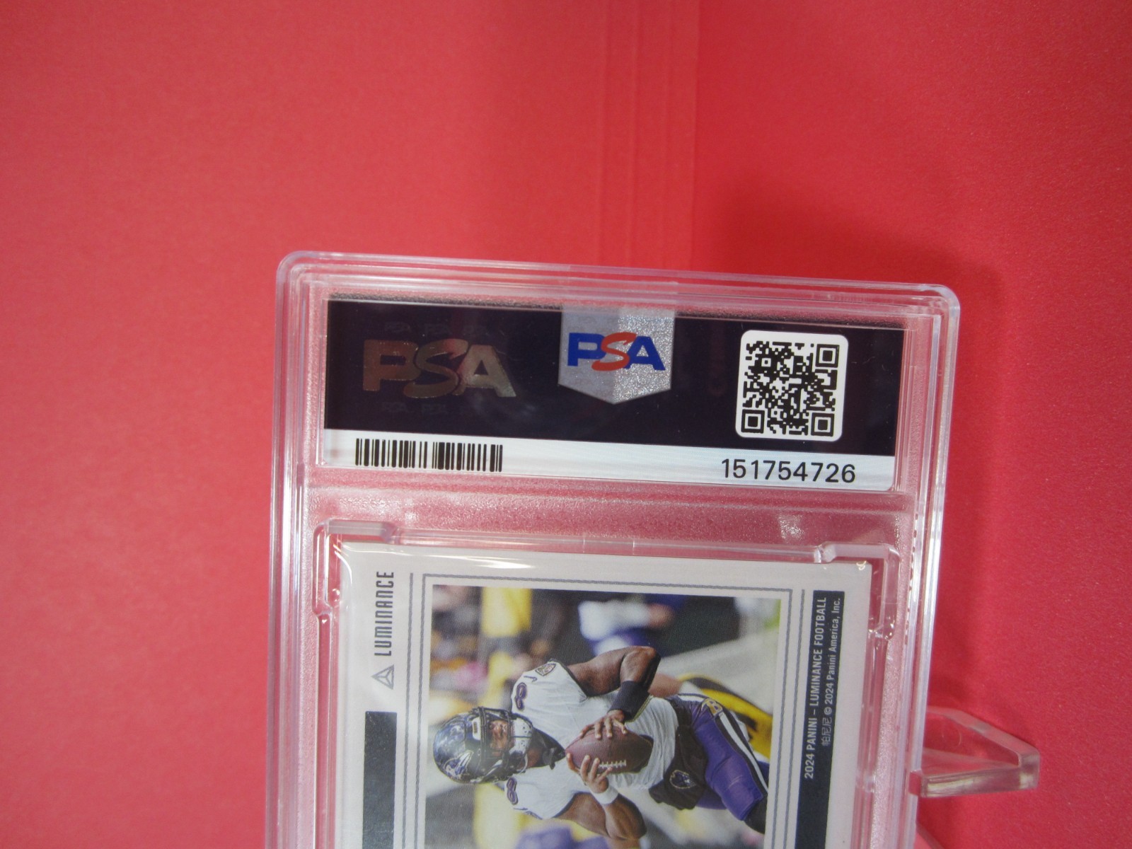 2024 PANINI LUMINANCE LAMAR JACKSON #BEALJN BEACONS RELIC-GOLD 41/50 PSA7 view 4