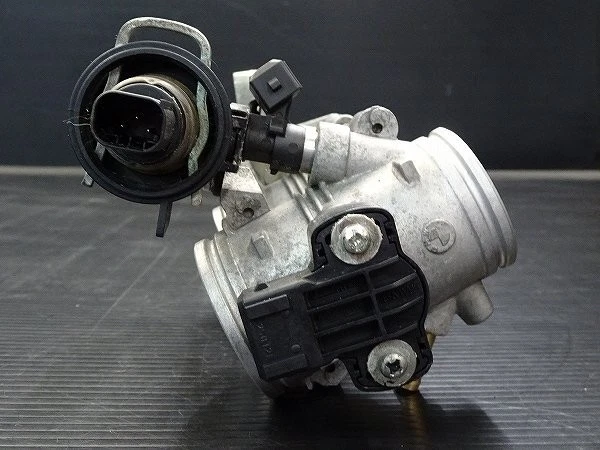 Cuerpo del acelerador genuino BMW F800R 802EA OEM pieza de inyección de combustible BM-D-021 Foto 4 de 4