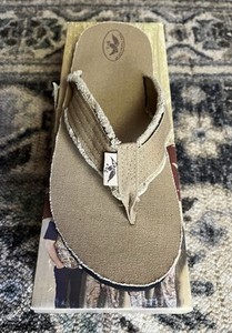 Duck Commander Mens Khaki Flip Flops, Size 11, New In Box