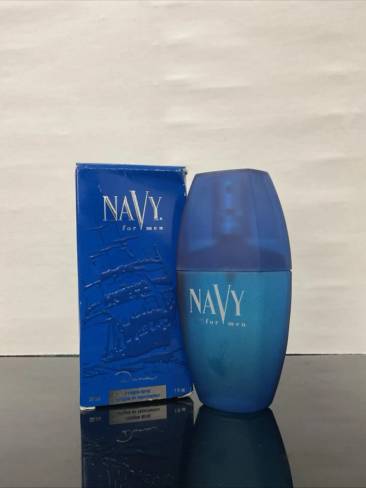 Navy For Men By Dana spray de colônia 1,0 fl oz/30 ml, como na foto. - Imagem 2 de 4