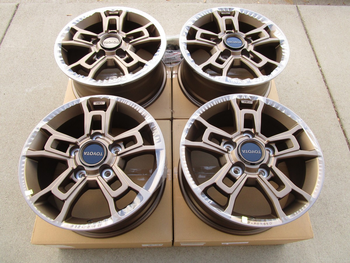 TOYOTAbBダイヤル s-l1200.jpg